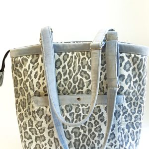 women handmade tote bag
